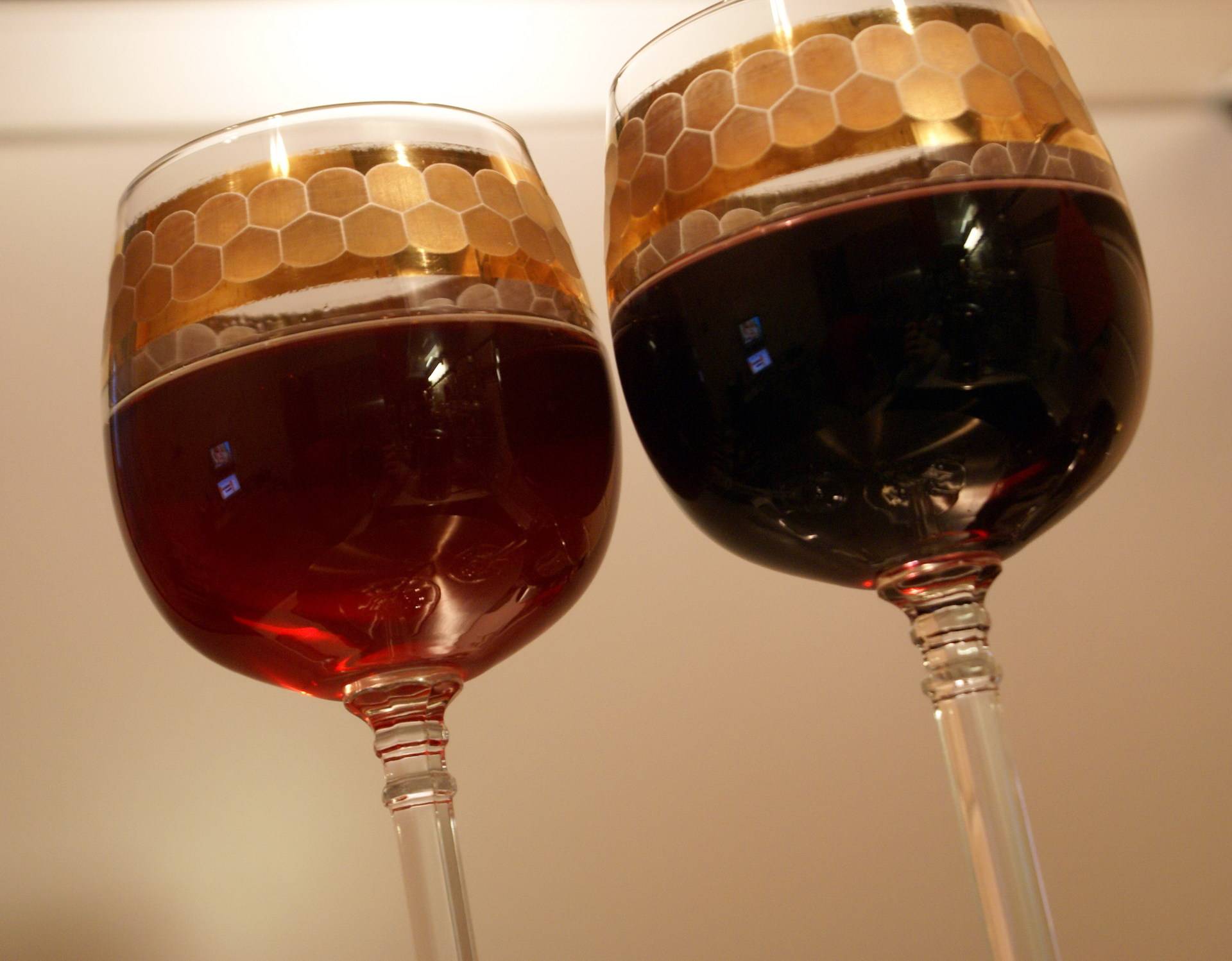 4 простых рецепта, как сделать вино из ягод в домашних условиях