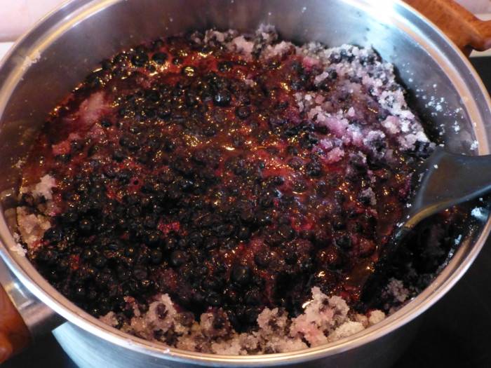 Варенье из черной смородины: 7 простых рецептов приготовления на зиму