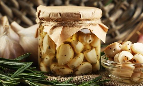 Зеленый чеснок на зиму. рецепты и заготовки. как сделать чесночную пасту на зиму из чеснока?