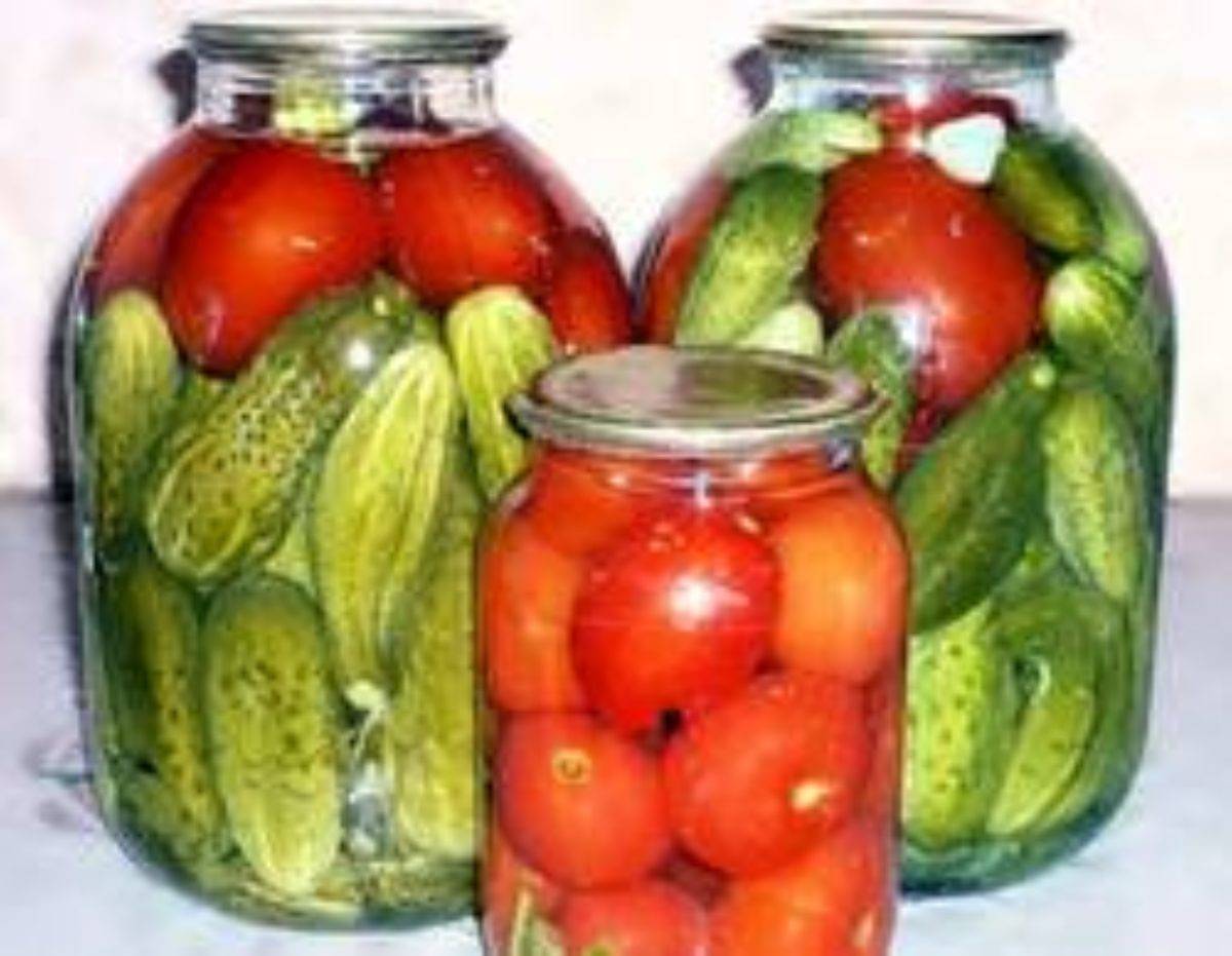 Ассорти из огурцов и помидоров на зиму — рецепты заготовок
