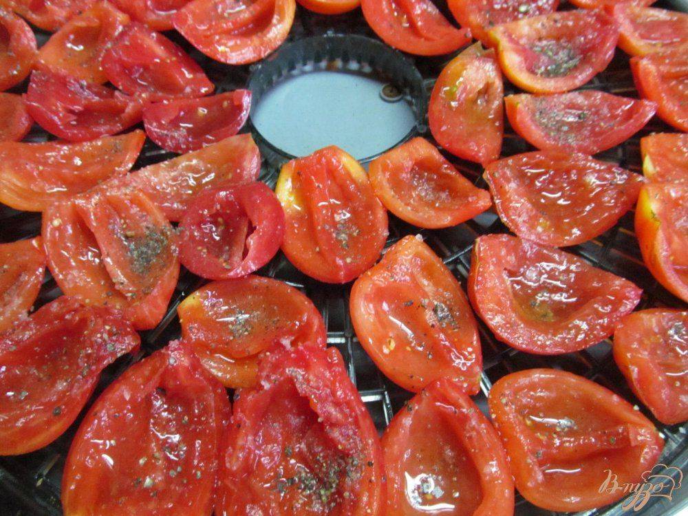 Рецепт приготовления вяленых помидоров на зиму в сушилке для овощей