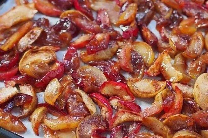 Сухое варенье из яблок в духовке — 4 рецепта