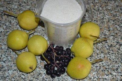 19 простых рецептов приготовления компота из черноплодной рябины на зиму