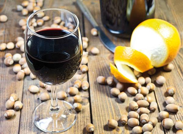 2 рецепта, как в домашних условиях сделать вино из жмыха винограда