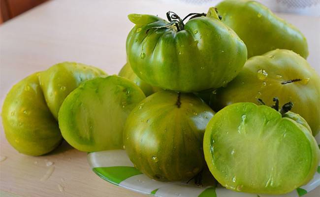 Описание сорта зеленого томата Киви и его характеристики