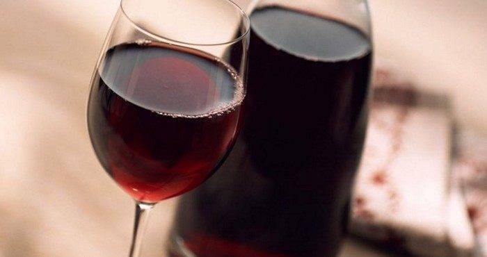 Вино в домашних условиях из варенья: простой рецепт