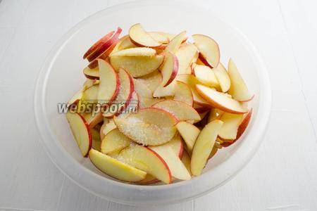 Четыре легких и вкусных рецепта приготовления цукатов из яблок в домашних условиях