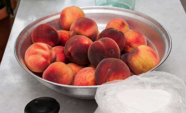 Персики: польза и вред для здоровья