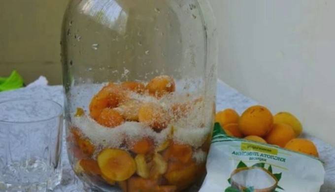 Фанта из абрикосов и апельсинов на зиму