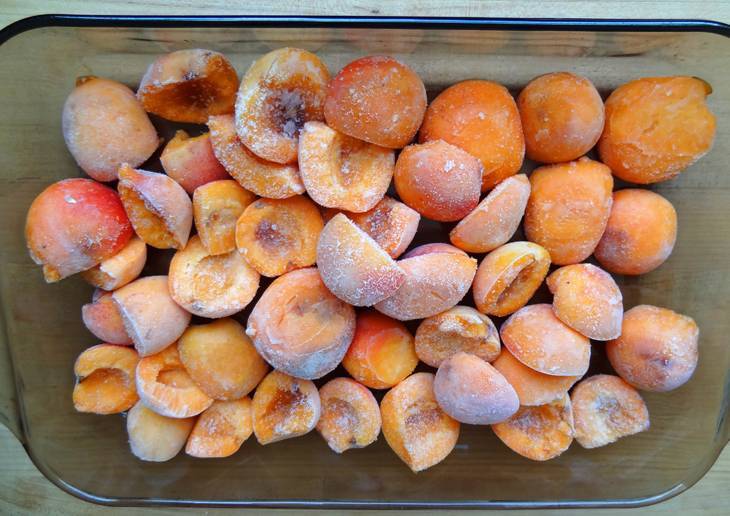 Какими 5 способами хранить недозрелые и спелые абрикосы