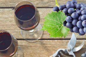 Как исправить кислое вино