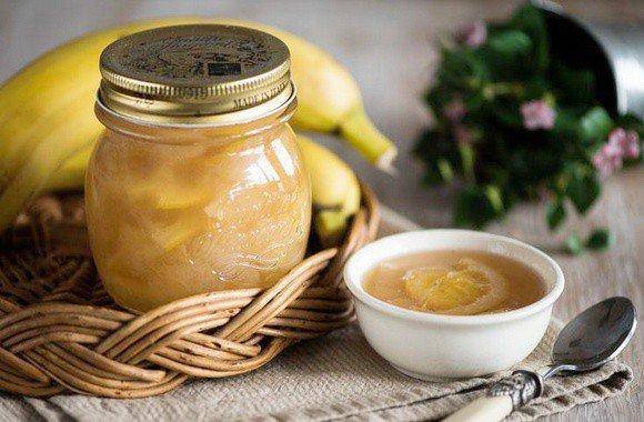 Как сварить яблочное пюре со сгущенкой на зиму «неженка»: 3 простых рецепта