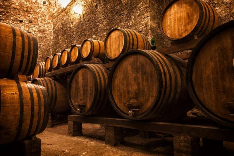 Созревание вин - опасность хранения вина в бочке