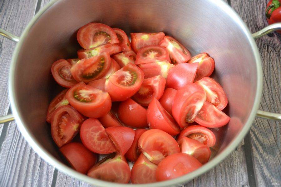 Кетчуп из помидоров на зиму в домашних условиях. пальчики  оближешь
