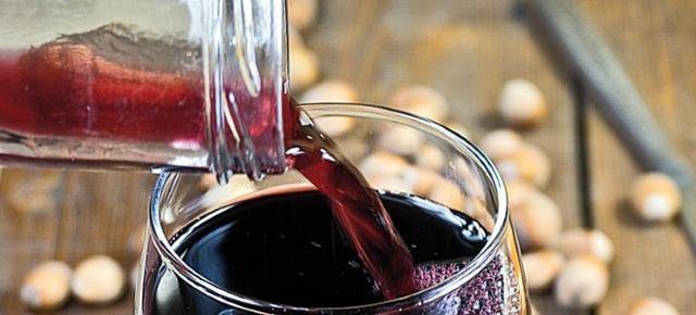 Вино из ежевики  – 10 пошаговых рецептов
