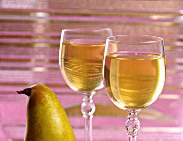 Вино из крыжовника - 10 простых рецептов в домашних условиях