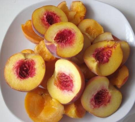 Компот из персиков на зиму — простые рецепты на 3 литровую банку
