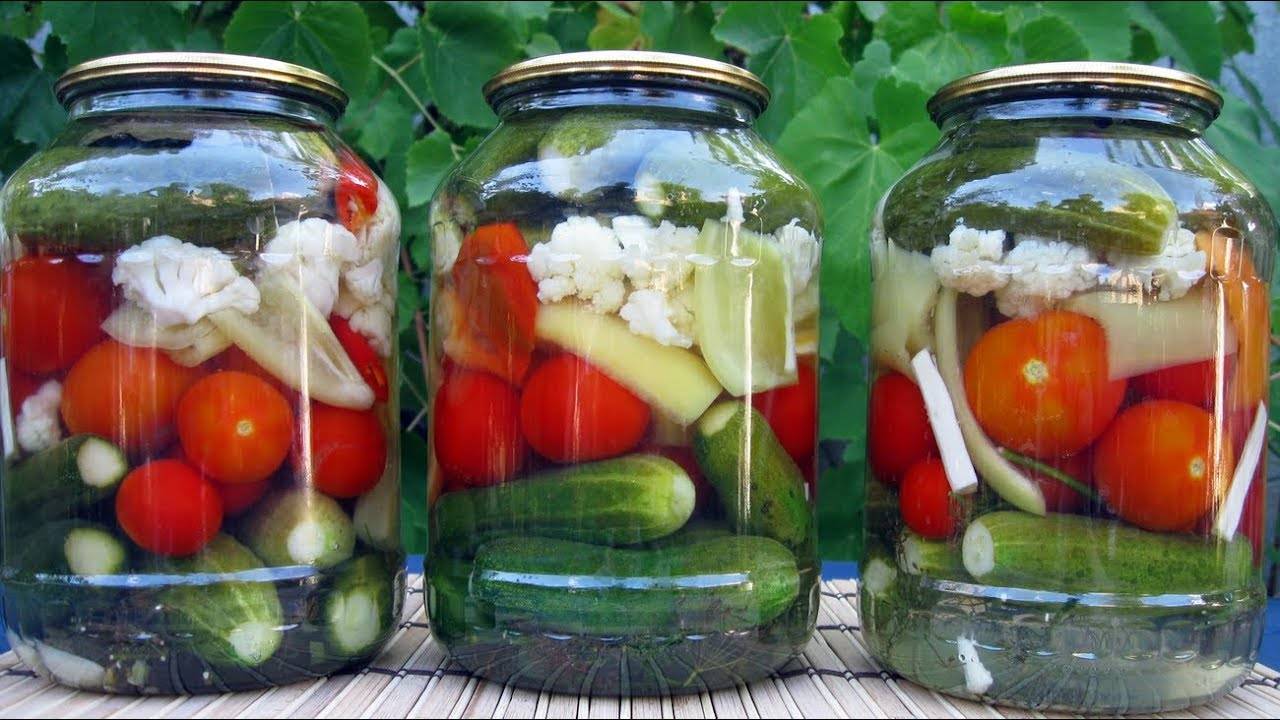 Салат из капусты, огурцов и помидоров на зиму