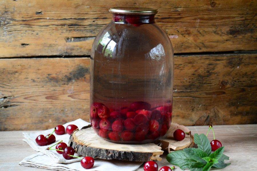 Как приготовить компот из вишни на зиму