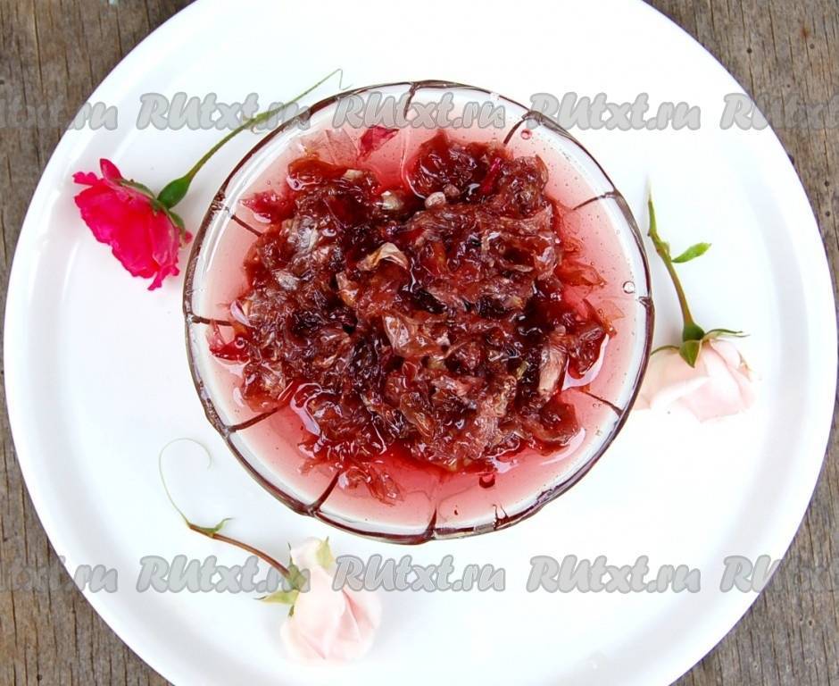 Рецепт варенья из лепестков роз: 5 способов приготовить противовирусный десерт