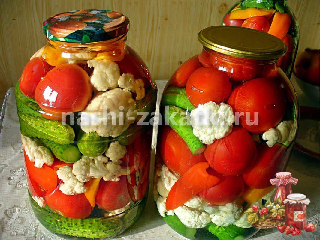 Салат из огурцов и капусты на зиму